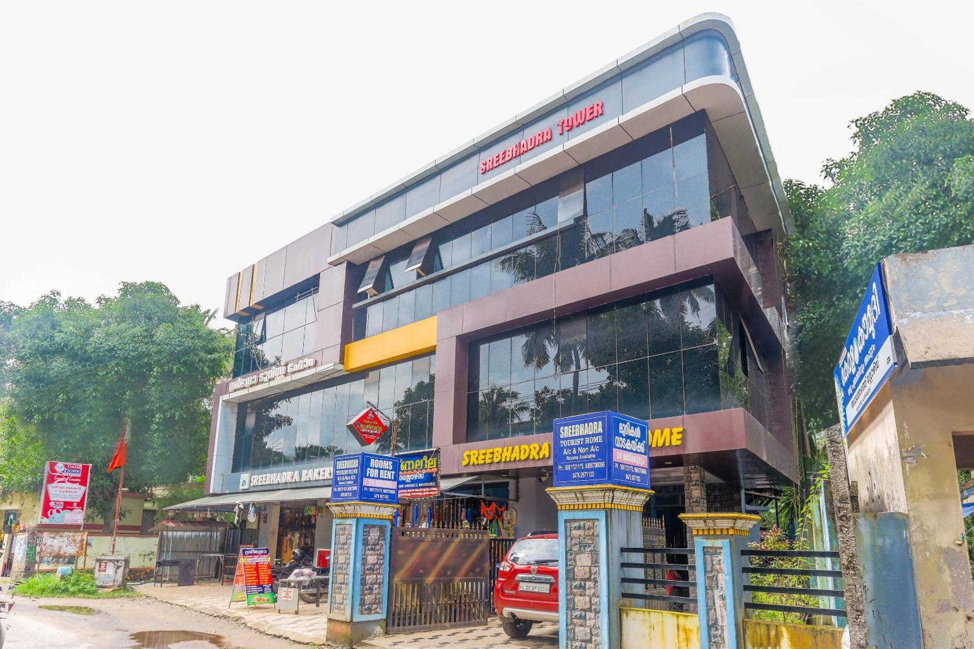Hotel O Sree Bhadra Tourist Home Kollam Exteriör bild